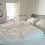 Stilig Og Romslig Penthouse Sentralt I アパート *