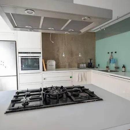 Stilig Og Romslig Penthouse Sentralt I Oslo