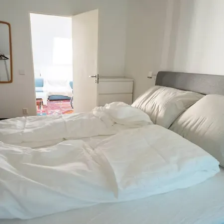 Stilig Og Romslig Penthouse Sentralt I Lejlighed *