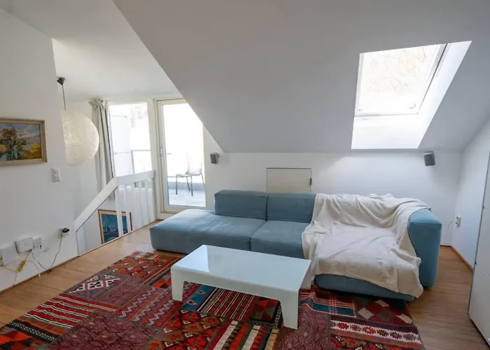 Stilig Og Romslig Penthouse Sentralt I Apartment