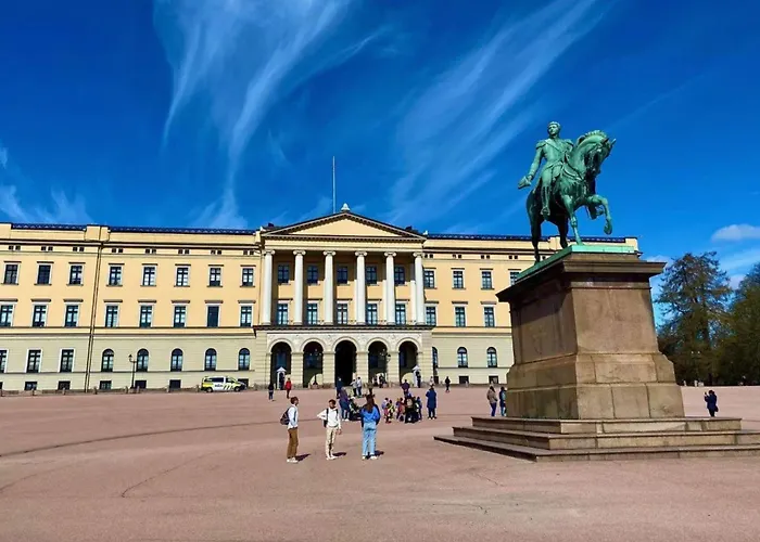 Appartement Stilig Og Romslig Penthouse Sentralt I *