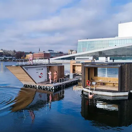 Stilig Og Romslig Penthouse Sentralt I *